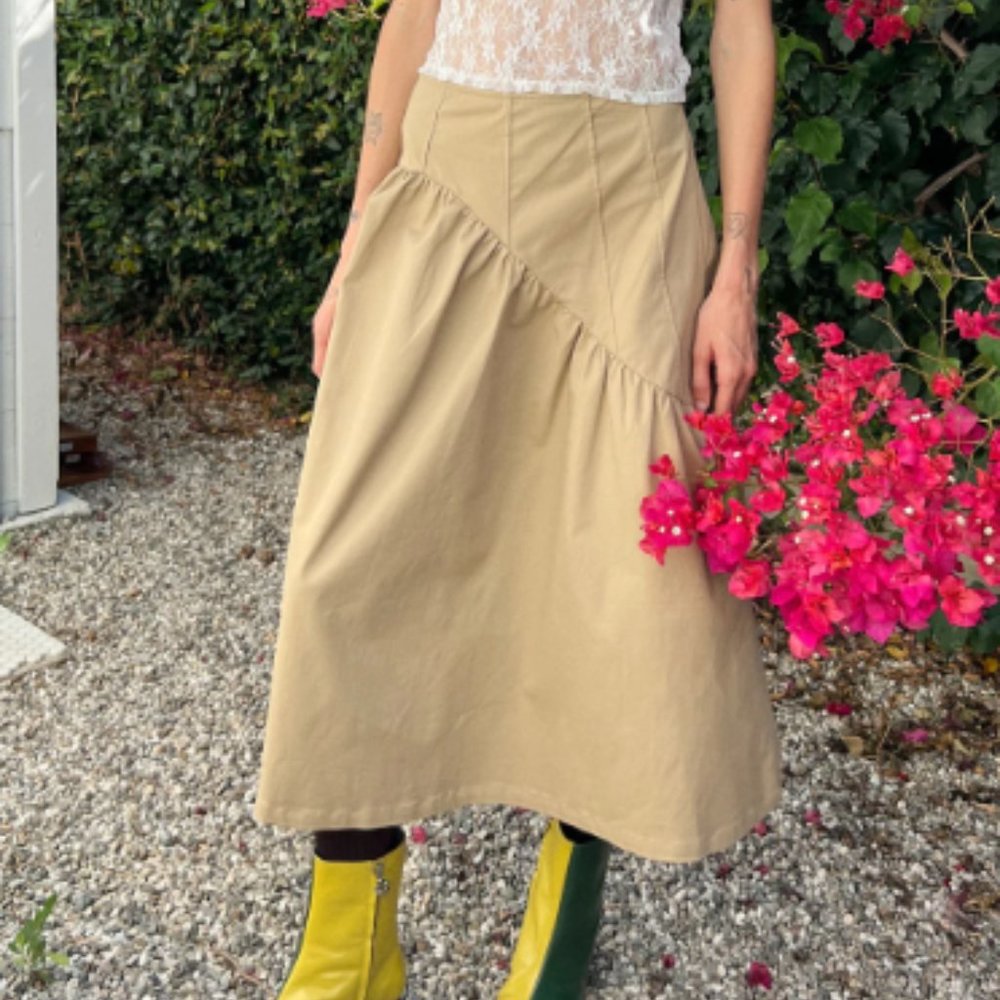 Maeve Midi Skirt LISA SAYS GAH - TOAST TWILL